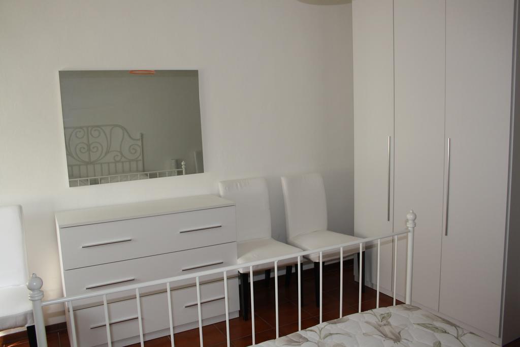 Hotel Vapore Торно Екстер'єр фото
